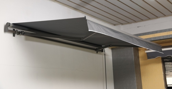 قابلة للتشغيل ومتينة 250 * 200CM قابلة للتوسع يدويًا قابلة للانسحاب QF-01KD